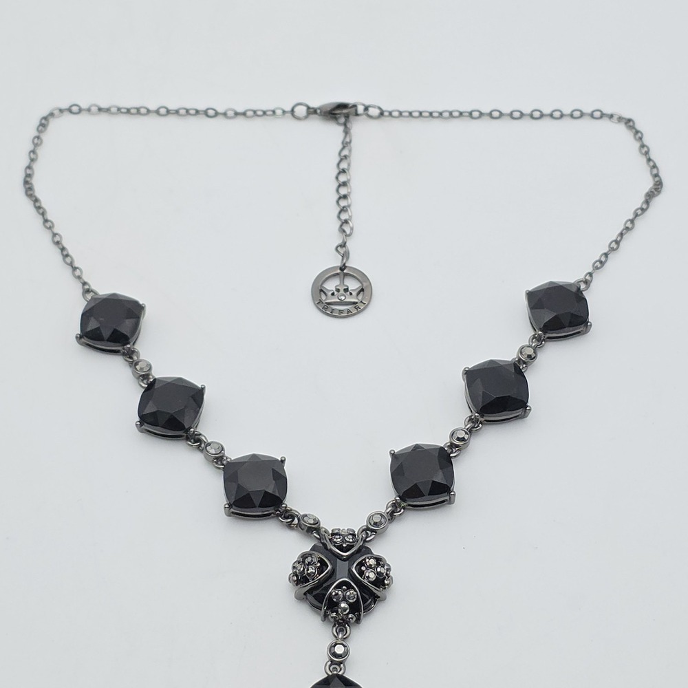 Vtg CROWN TRIFARI Y Necklace Signed Black Faceted Cushion Cut Stones 18" Lovely! - Picture 4 of 13